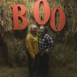 Meet your Posher, Taylor